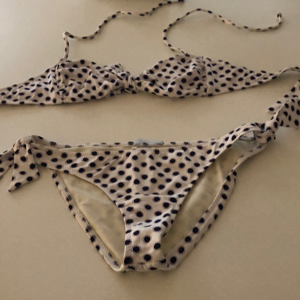 Polka dot bikini! 💦